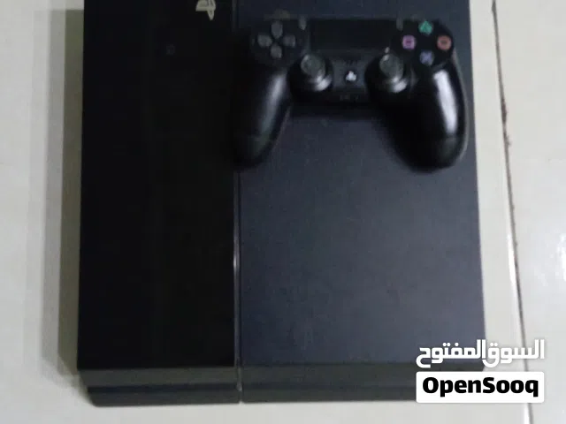 Playstion 4  with control مع يد