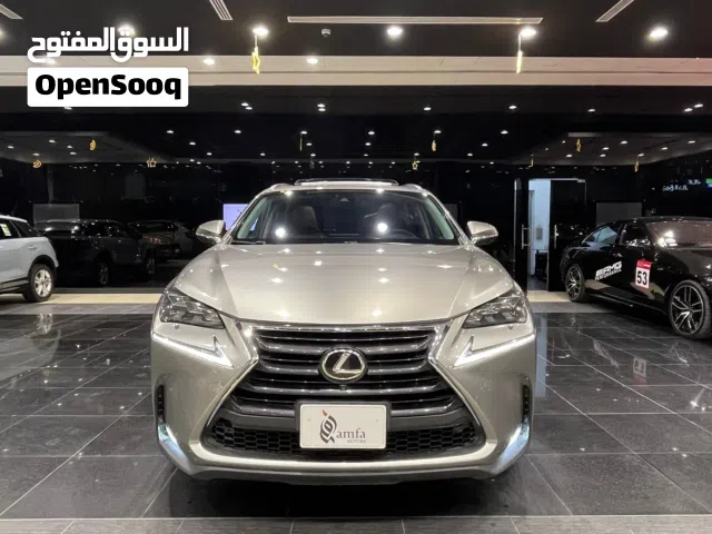 2015 لكزس NX Standard