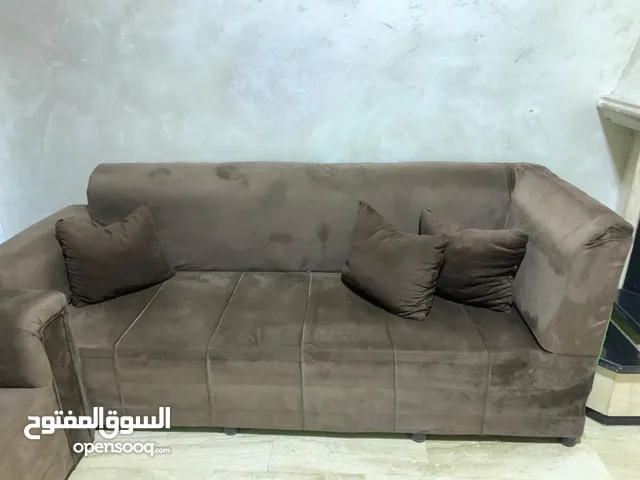 عفش بيت كامل للبيع بداعي السفر ، مستعمل بحالة الجديد ، بحالة ممتازة