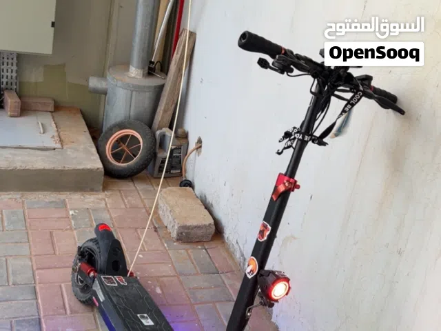 سكوتر نضيف يشتغل ف تطبيق سمارت كل شي فيه تما 2000 واط. سريع سرعته 70 صدق سعره 600