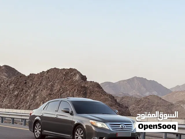2011 تويوتا افالون XLS