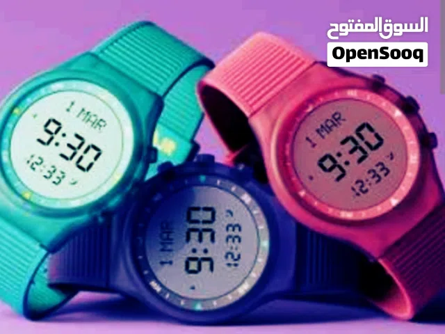 ساعة الفجر الرياضية الملونة اللون العنابي اللون الاسود