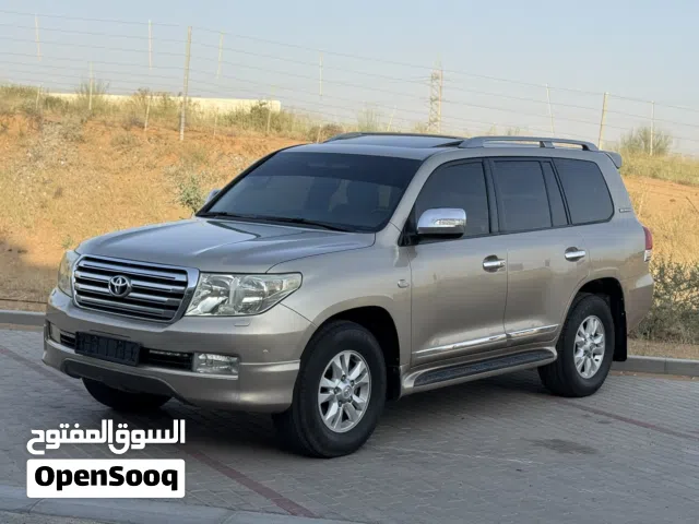 2011 Toyota Land Cruiser GXR