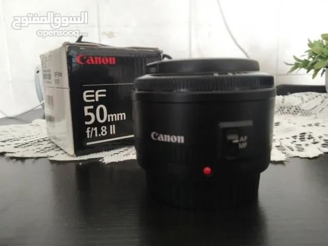 Canon EF 50mm f/1.8 II lens semi brand new barely used عدسة كانون بحالة شبه جديدة لم تستعمل من قبل