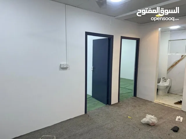 90 m2 2 Bedrooms Apartments for Sale in Basra Hai Al-Zuhor