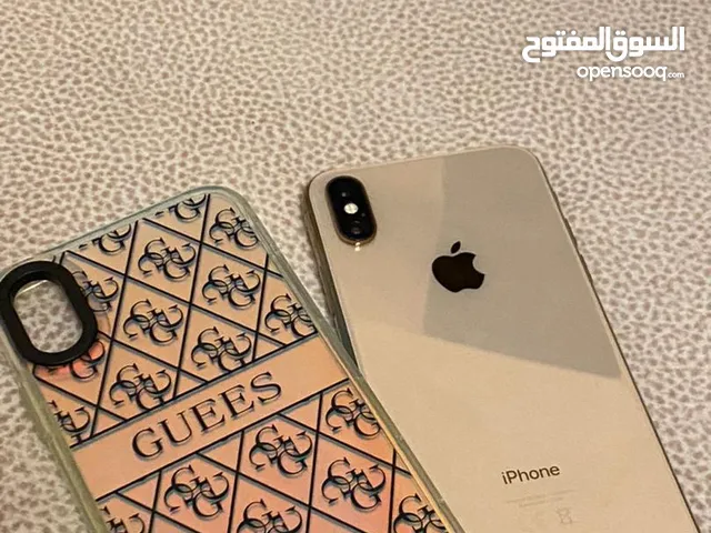 السلام عليكم  ايفون xs  256 قيقا  بطارية 76 مغير شاشة أصلية فقط  للتواصل 09157192