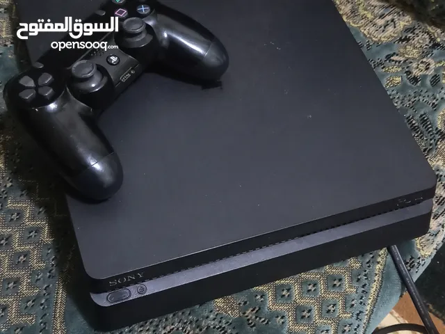 PS4 slim  مختممممم