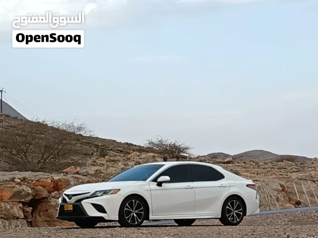 2018 تويوتا كامري SE