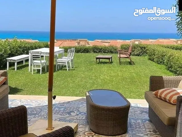 شاليه للبيع تشطيب كامل ڤيو علي البحر استلام فوري في لافيستا العين السخنه