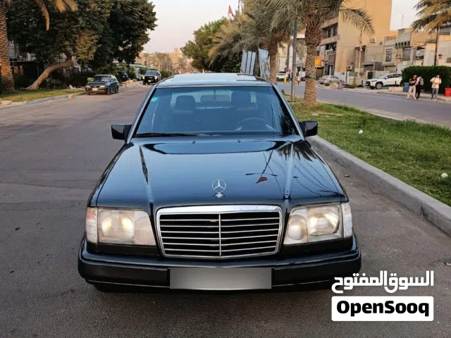 مارسدس دب موديل 1990حجم E300
