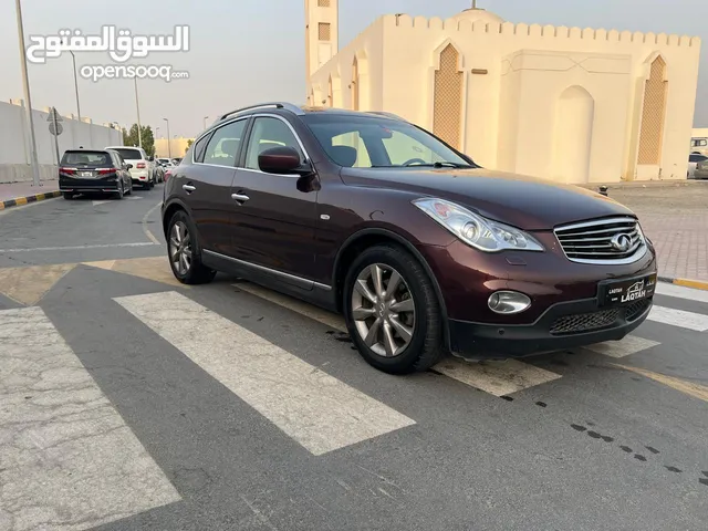 انفنتى EX37خليجى موديل2013خمس كاميرات فتحةبصمةجلدمثبت سرعة تحكم رنجات حساسات بحالة ممتازة