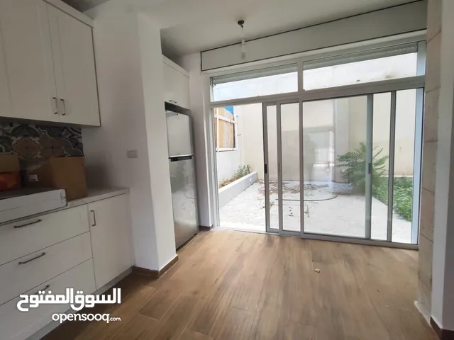 155 m2 2 Bedrooms Apartments for Rent in Ramallah and Al-Bireh Ein Munjid