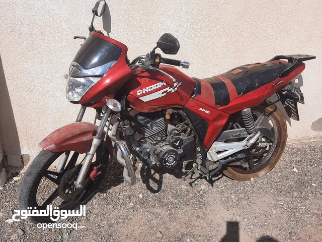 Honda CB300R 2000 in Al Dhahirah