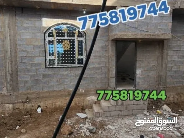 120 m2 3 Bedrooms Townhouse for Sale in Sana'a Sa'wan