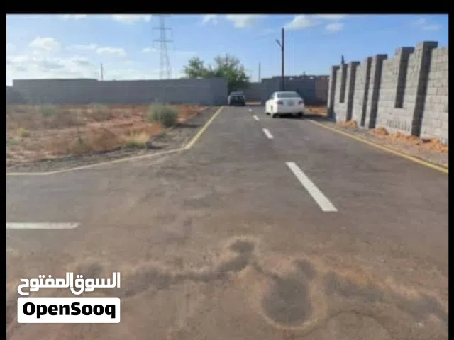 قطعة ارض في بئر العالم