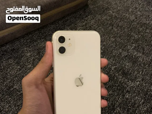 ايفون 11 لون ابيض بحاله جيده 128جيجا ...................................