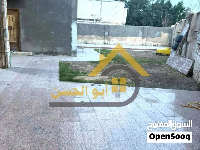 600 m2 More than 6 bedrooms Townhouse for Rent in Basra Hakemeia