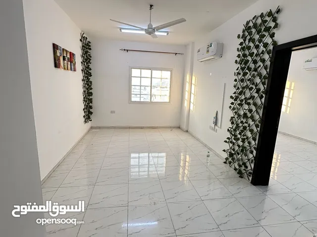 90 m2 2 Bedrooms Apartments for Rent in Muscat Amerat