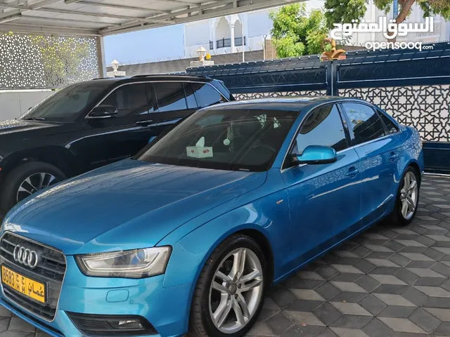 للبيع: أودي A4 سيدان 2013 (زرقاء) – حالة ممتازة Well-maintained GCC specs Audi A4 2013,
