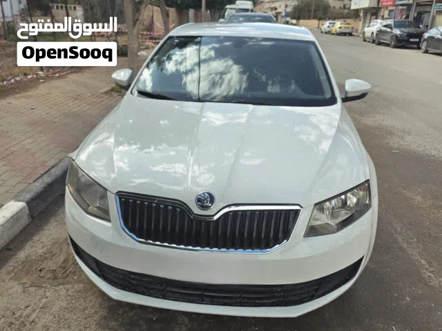 2016, سكودا, اوكتافيا, Standard