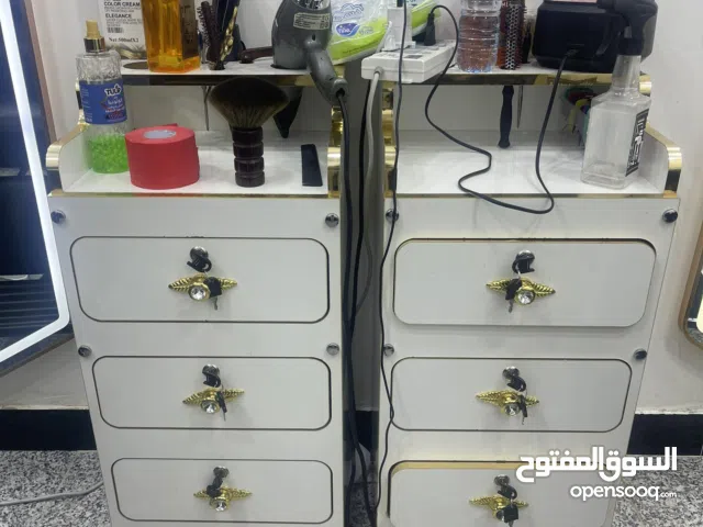صالون حلاقه متكامل للبيع