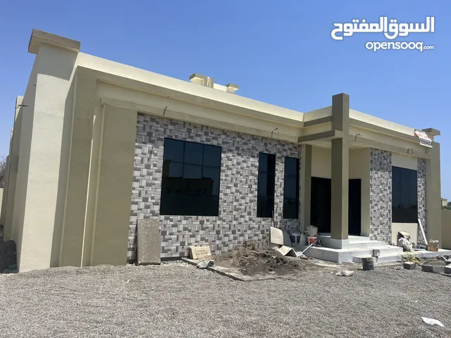 245 m2 5 Bedrooms Townhouse for Sale in Al Batinah Suwaiq