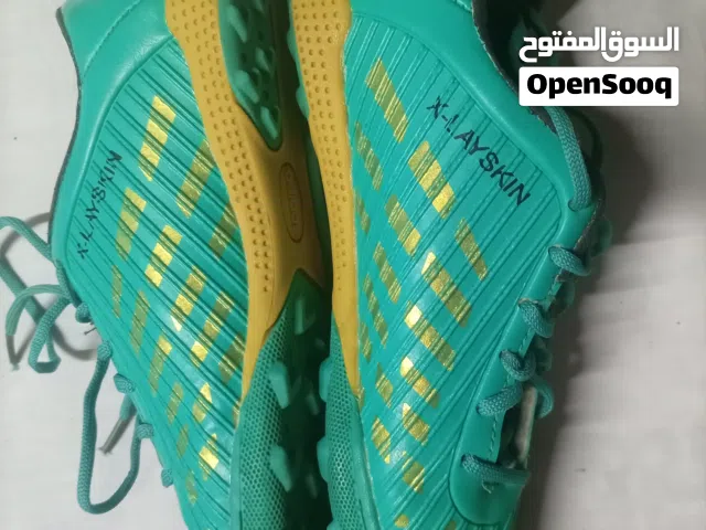 حذاء كرة قدم Adidas للنجيل الصناعي (Turf – TF)