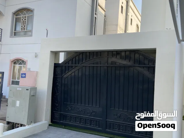 طقم ابواب خارجية