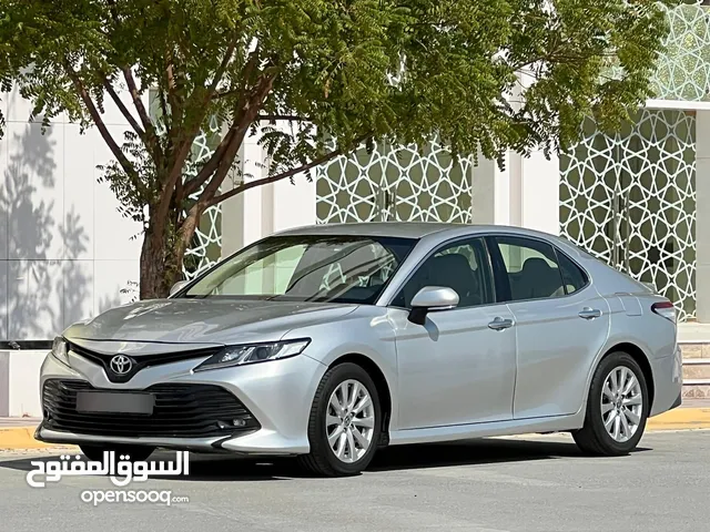 Toyota CAMRY GLE MODEL 2020 FOR SALE CLEAN TITILE