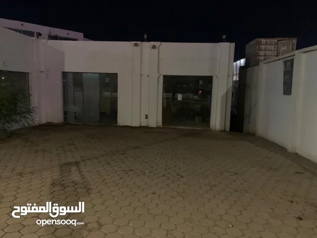 محل كبير للبيع فى خليج نعمه شرم الشيخ