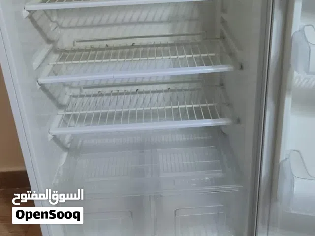 ثلاجة مستعملة