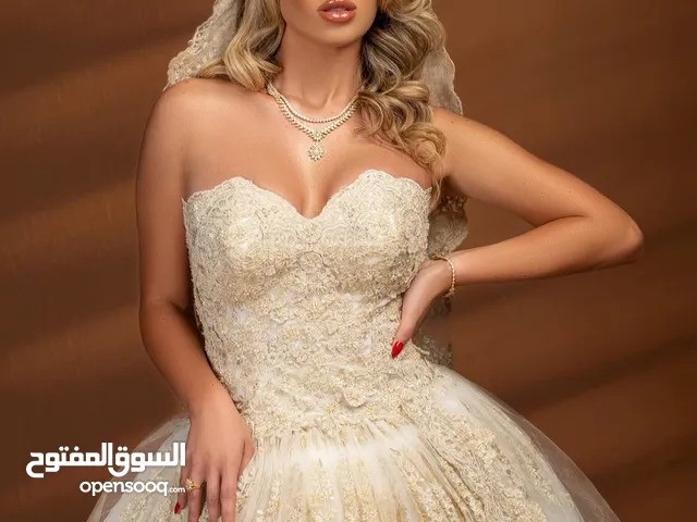 فستان زفاف