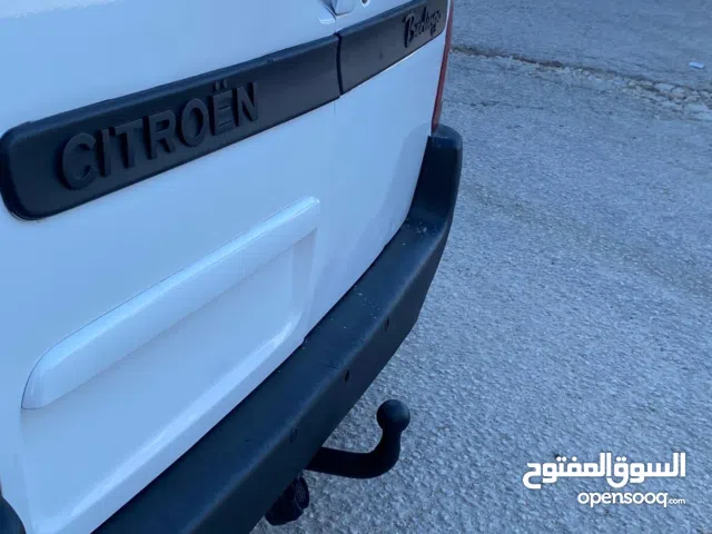 بيجو بارتنر بحالة ممتازة جدا