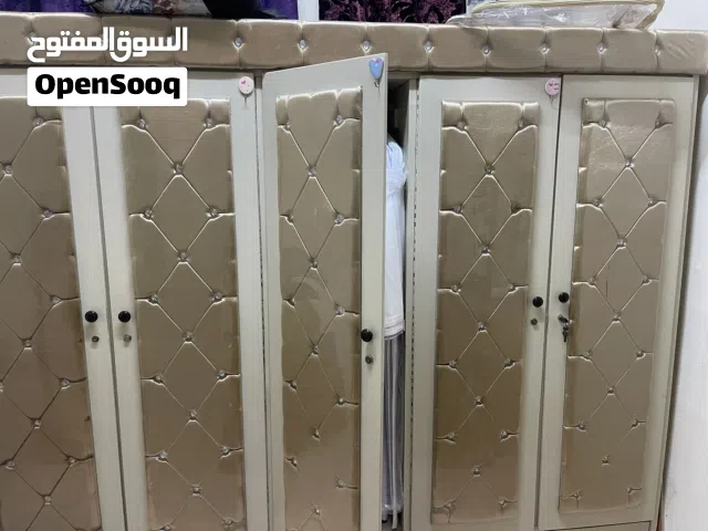 Complete Bedroom Set for Sale – Bed, Almari & Mirror Shoz  Excellent Condition”