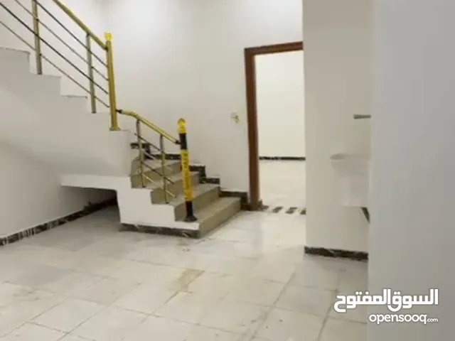 بيت سكني حديث ديلوكس للإيجار في القبلة حي المهندسين يؤجر للعوائل الصغيرة