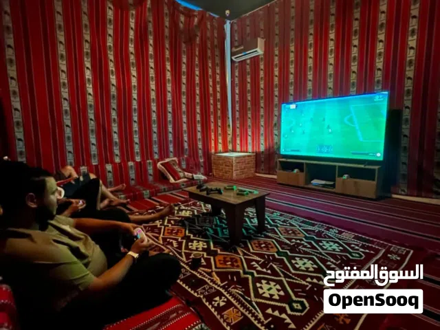 خلو رجل صالة بلي ستيشن زون اوف قيمر في السيدة عائشة