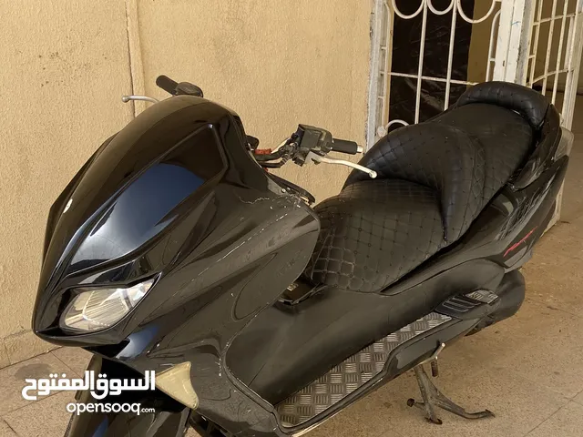 Honda CB1000R 2018 in Basra