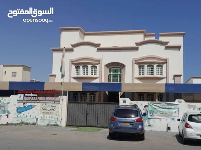 400 m2 More than 6 bedrooms Villa for Rent in Muscat Seeb
