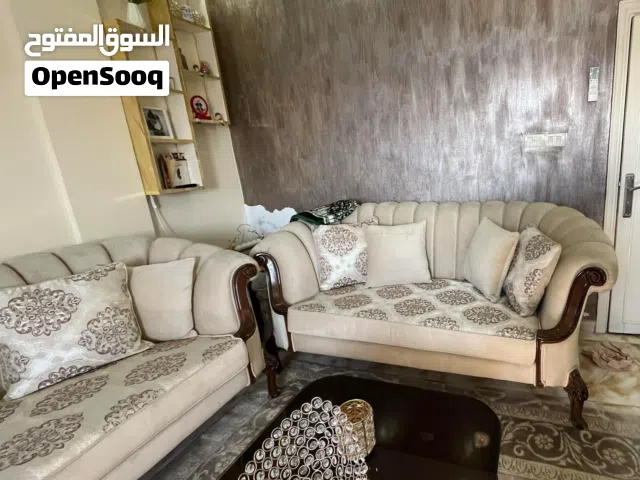 كنب بحاله ممتازه