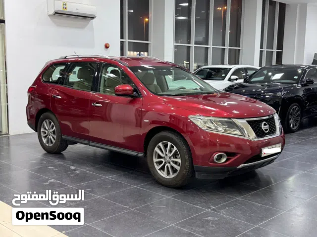 2015 Nissan Pathfinder Standard