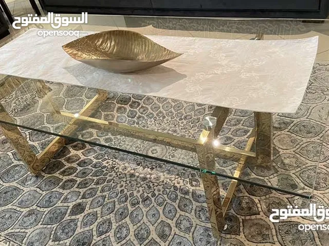 طاولة زجاج وستانلس اجنبي للبيع 100 دينار فقط