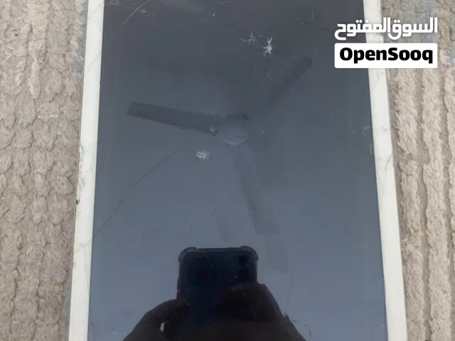 Apple iPad Air 128 GB in Muharraq