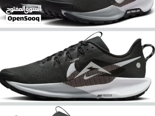 حذاء رياضي نايك