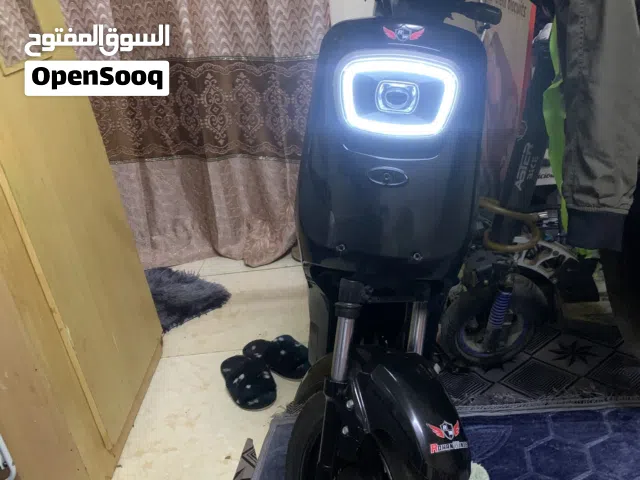 Electric scooter Vlra-LF600 like brand new condition