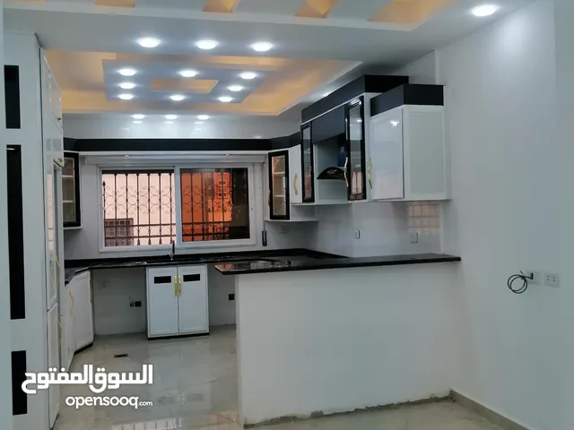 130 m2 3 Bedrooms Apartments for Rent in Zarqa Dahiet Al Amera Haya