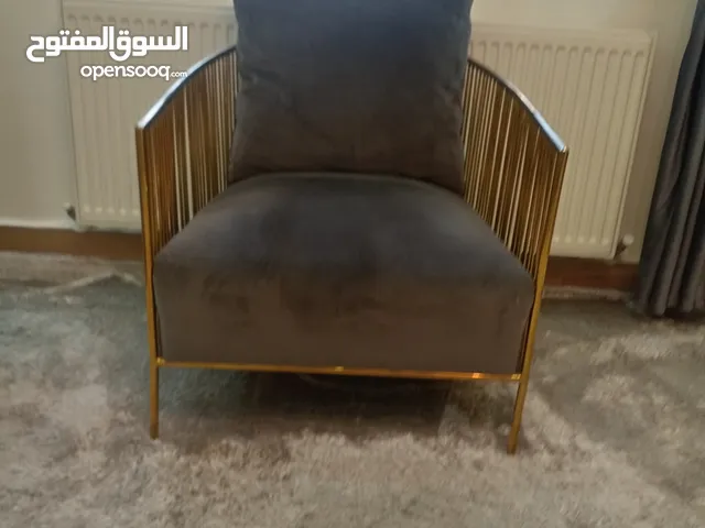 كرسي صالون تركي لون ذهبي دائم مميز للبيع