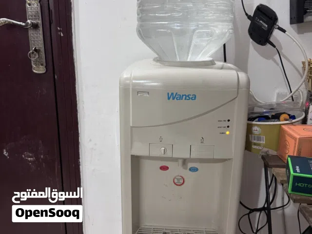 موزع ماء حار بارد مع خزانه ماركة ونسا