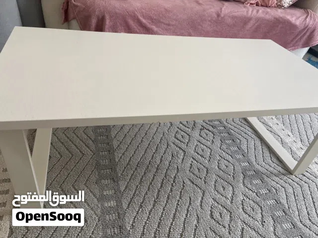طاولة صاله