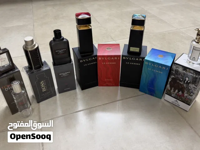 زجاجات عطر فارغة