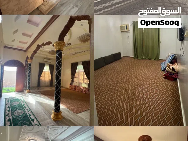 8000 m2 More than 6 bedrooms Townhouse for Rent in Al Sharqiya Ja'alan Bani Bu Ali